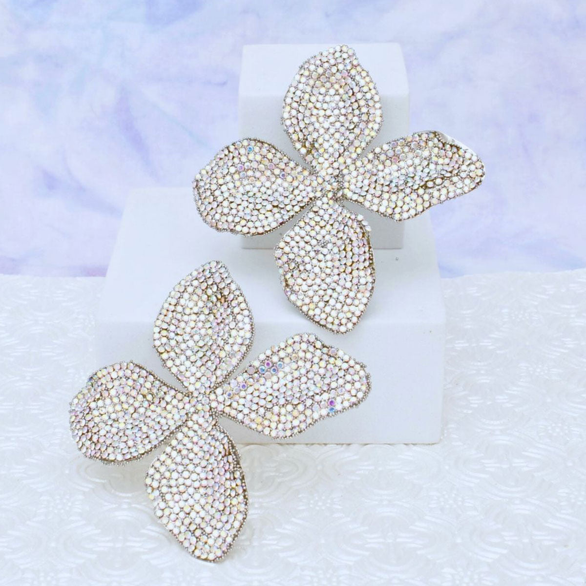 Stud Brilliant Aurbo Dimensional Flower Earrings