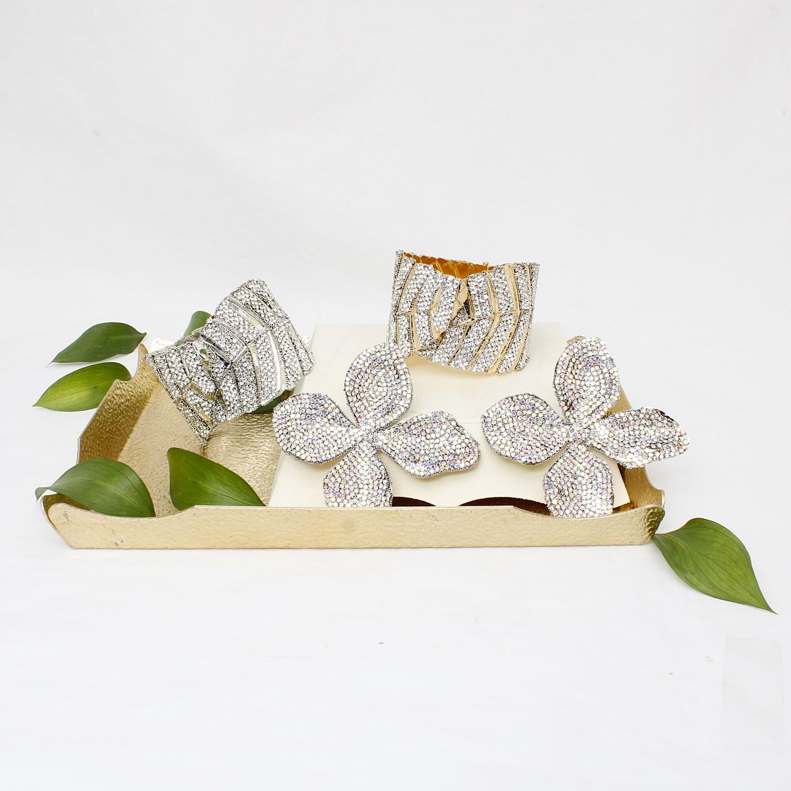 Stud Brilliant Aurbo Dimensional Flower Earrings